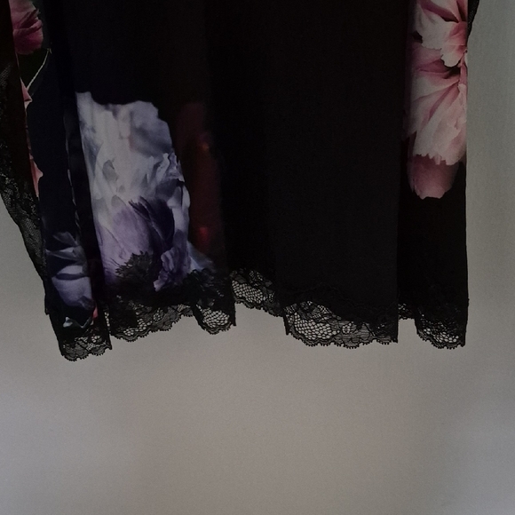 Cacique Black Floral 2-peice Pajamas Set with Pink & Purple Blooms In - 22/24 - Picture 9 of 9